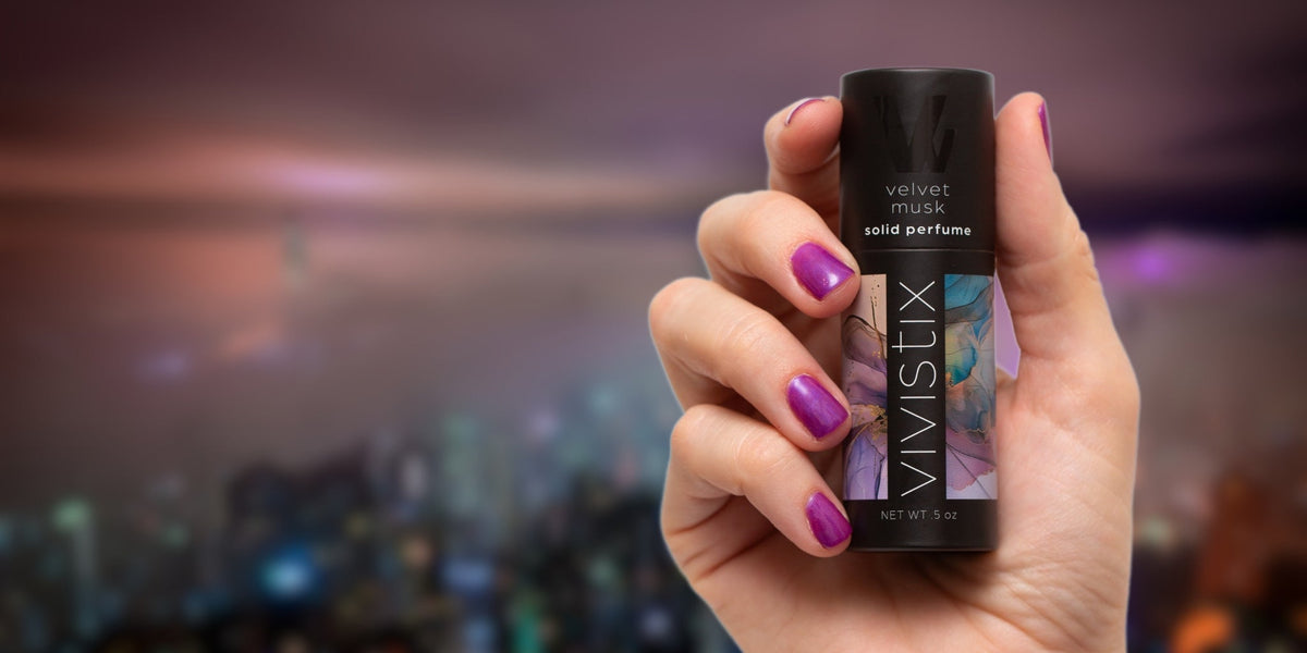 Why Perfume Compacts Are Making a Comeback – vivistix