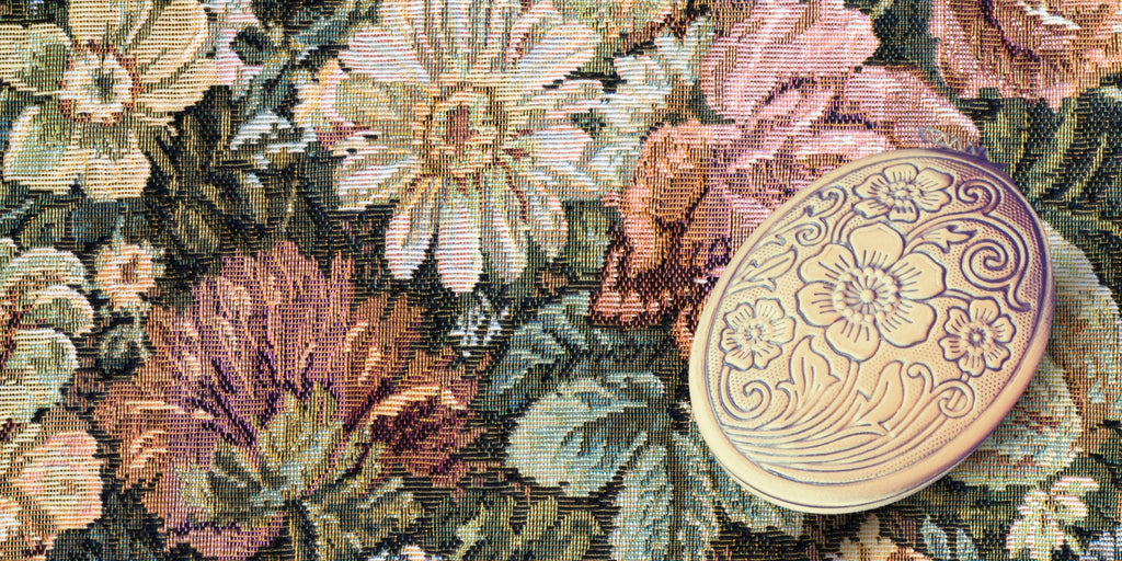 A Look at Vintage Solid Perfumes: Timeless and Elegant – vivistix